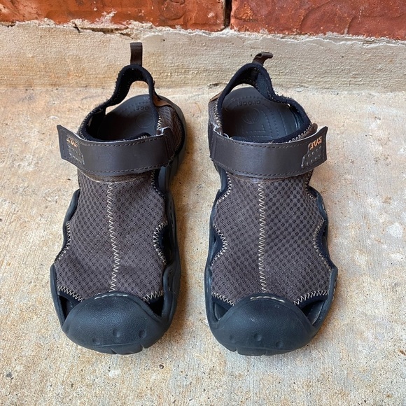 Crocs Mens 7 Brown Hiking Outdoor Comfort Casual Sandals - Picture 2 of 8